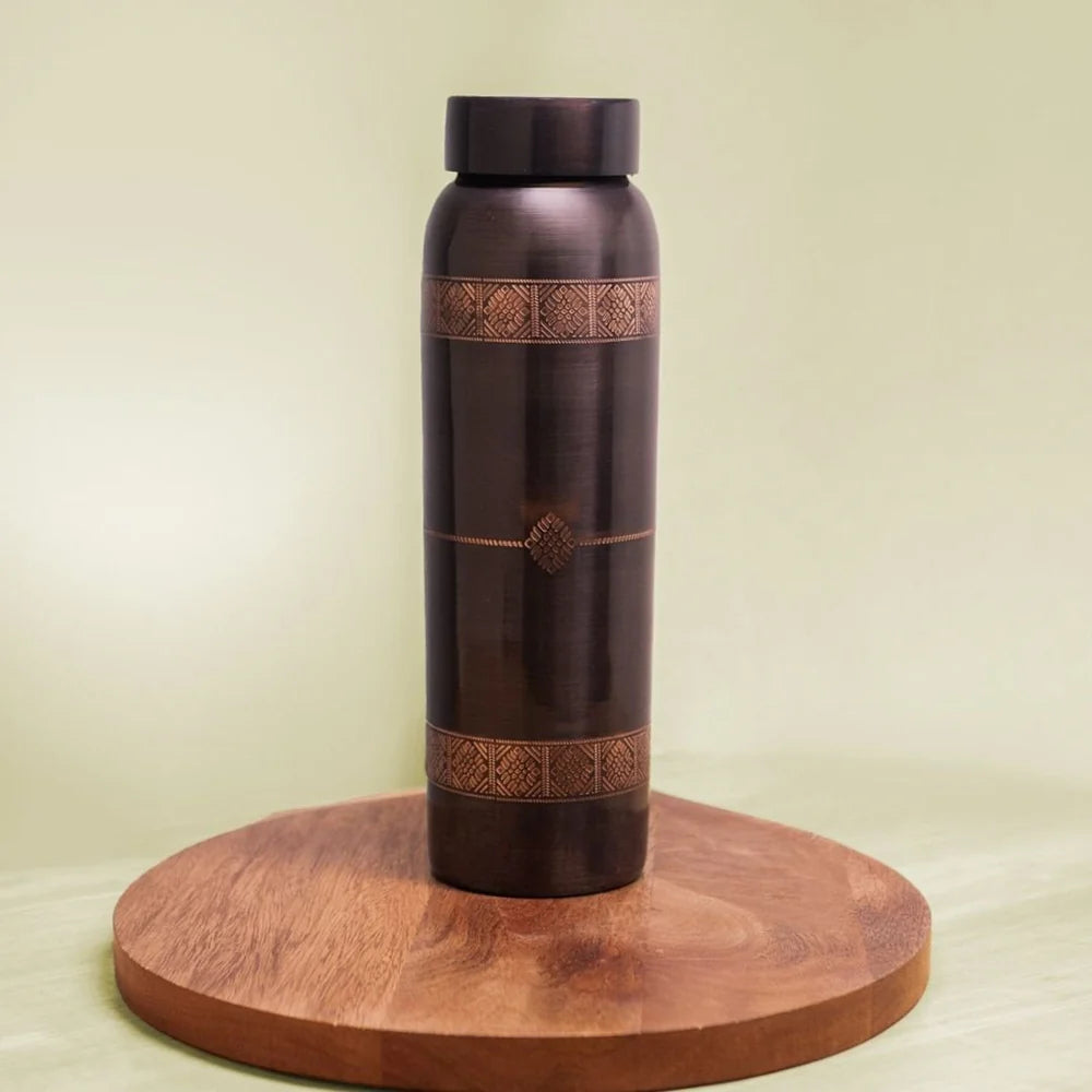 Pure Copper Water Bottle Gift Set – 950 ML Antique Brown Finish | Kanjeevaram Inspired Luxury Design